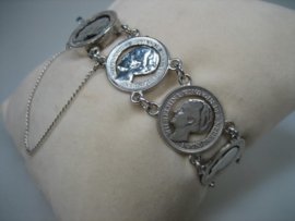 Koningin Wilhelmina zilveren dubbeltjes armband uit het jaar 1941
