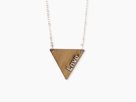 Houten Ketting Driehoek Love zilverkleurig