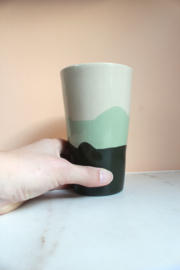 Steengoed conische vaas - groentinten