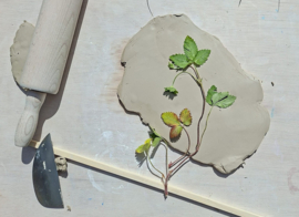 Moederdag special workshop bloemen tegels en plankjes - 9 mei 14:00-16:00 Veenendaal