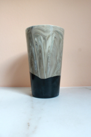 Conische vaas - groen/bruin marmer met zwart