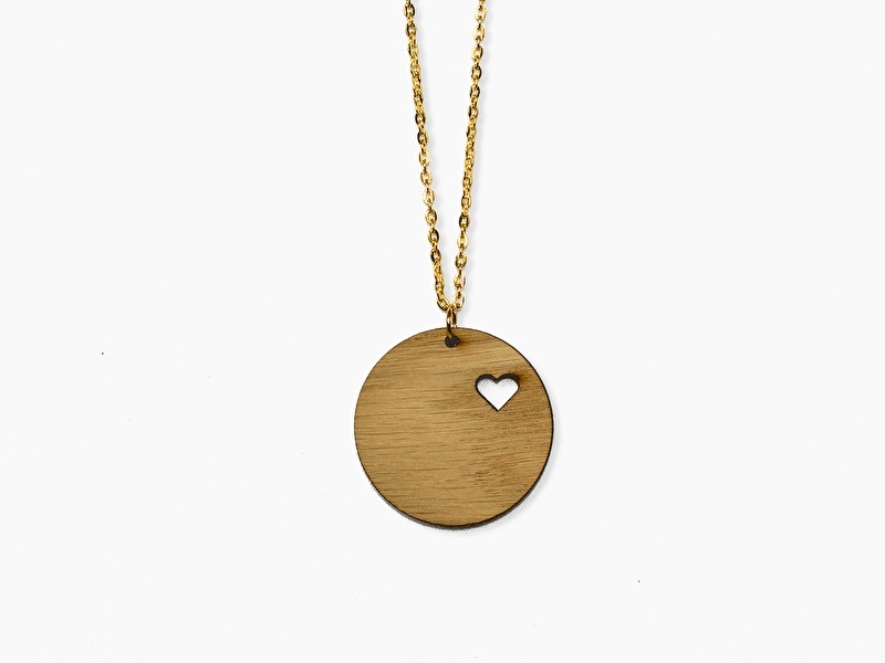 Houten Ketting Rondje met hartje goudkleurig Houten kettingen