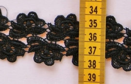 Kant zwart guipure met bloem 4 cm breed.