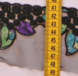 Kant zwart tule met bloemen felle kleurtjes 8 cm breed. 