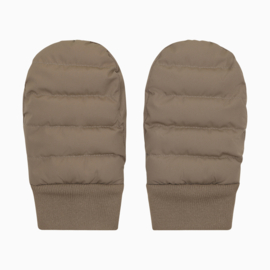 En Fant | Mittens | Pine Bark