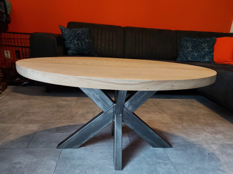 Salontafel Osina visgraat eiken (Afmetingen ovaal L x B L x B = 100 x