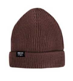 GEBREIDE BEANIE - WARM BRUIN