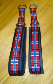 Semi strop halsbanden ,gevoerd met nylon of fleece 30 of 25 mm