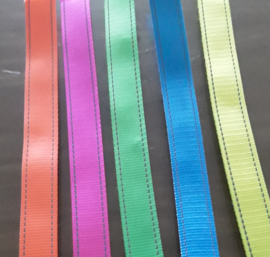 Semi strop halsbanden ,gevoerd met nylon of fleece 30 of 25 mm
