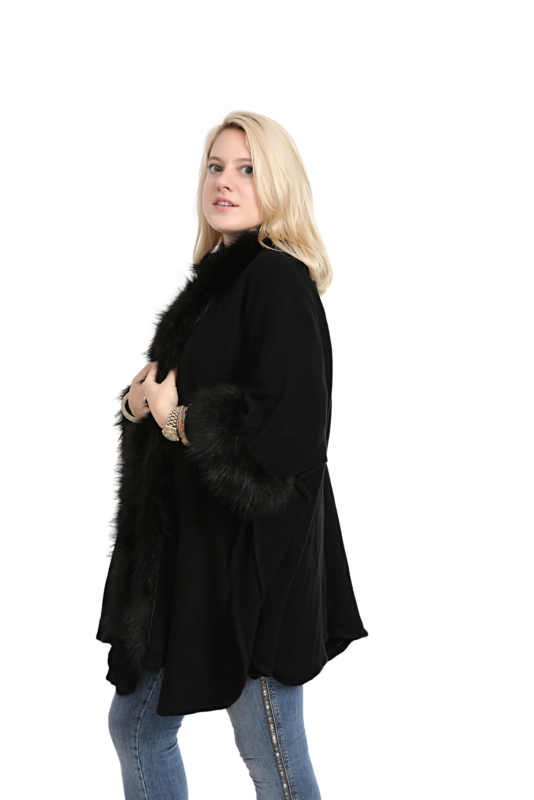 Emilie Scarves Poncho omslagdoek cape vest met mouwen- zwart - nep | WINTER COLLECTION Emilie Scarves