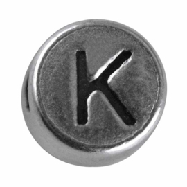 Zilverkleurige metalen letterkraal "K" van Rayher