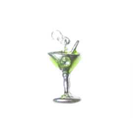 Cocktail bedel van metaal met groen en een klein steentje