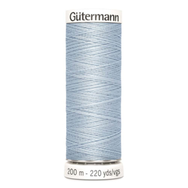 Nr 075 Lichtblauw  Gutermann alles naaigaren 200 m