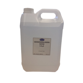 Gedemineraliseerd water 5 liter