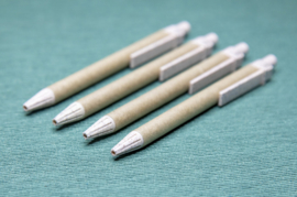 Paper / Wheat-straw pen