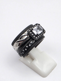 ixxxi ring compleet, maat 17 met limited edition basisring.