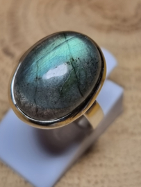 Echt zilveren ring met Labradoriet maat 17