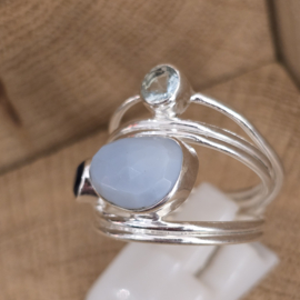Echt zilveren  ring met Blauwe agaat, saffier en Topaas, maat 19