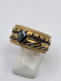 ixxxi ring compleet, maat 19 met limited edition basisring.