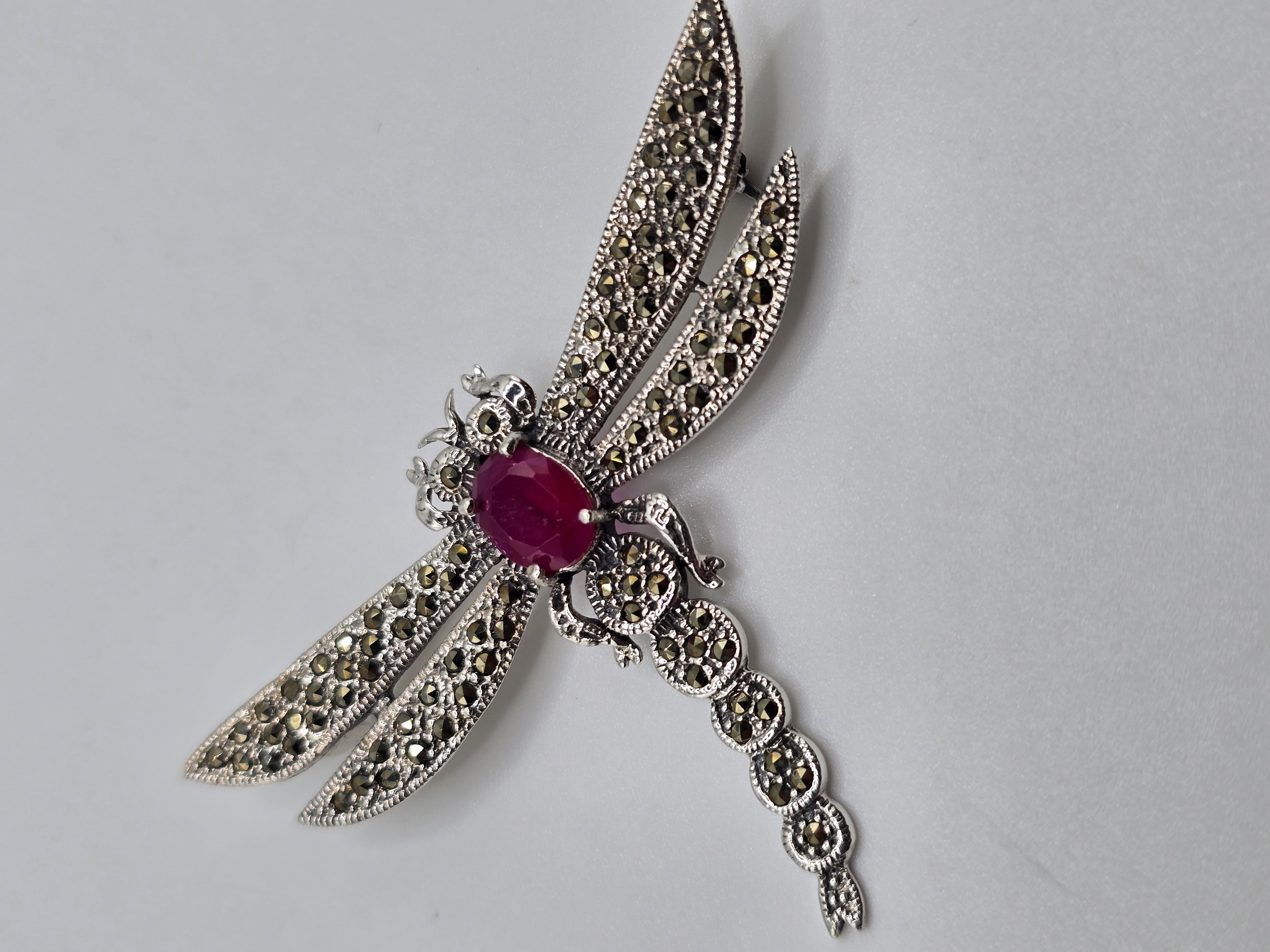 925 zilveren broche, met Robijn en Marcasiet Libelle, Groot