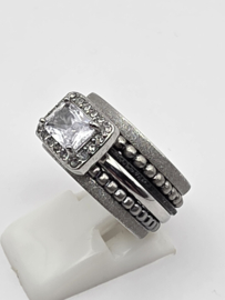 ixxxi ring compleet, maat 17 met limited edition basisring.