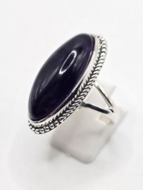 Zilveren ring Amethist maat 18