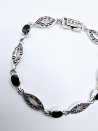 Echt zilveren armband Marcasiet maat 19 cm.