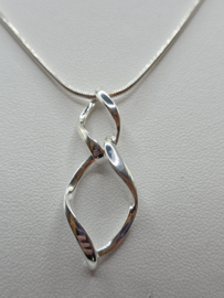 Echt zilveren ketting hangers.