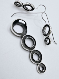 Echt zilveren hanger fantasie plus oorbellen.