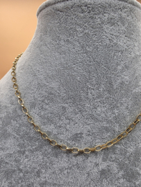 Stainless steel collier, ovaal  schakels glad. 40 plus 7 cm.
