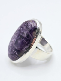 Echt zilveren ring met Charoiet, maat 19
