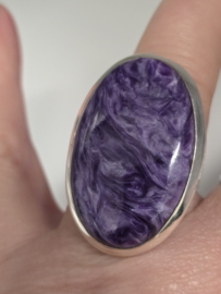 Echt zilveren ring met Charoiet, maat 20