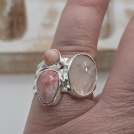 Prachtige echt zilveren ring Rozenkwarts en Rhodochrosiet. Maat 18.5.