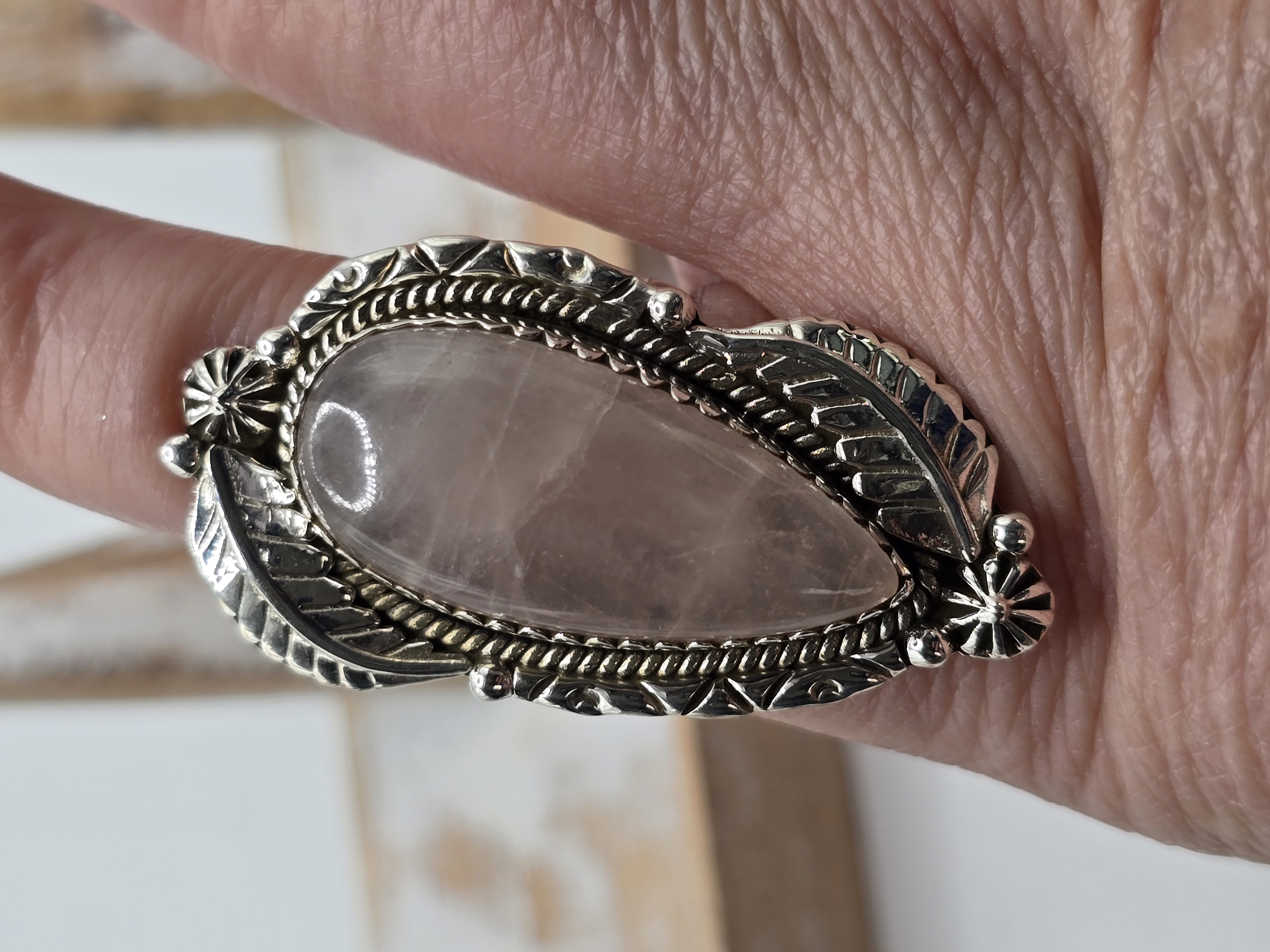 Echt zilveren ring met rozenkwarts maat 18