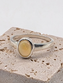 Echt zilveren ring met Ethiopisch Opaal Maat 18