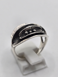 Echt zilveren fantasie ring prachtig model maat 17