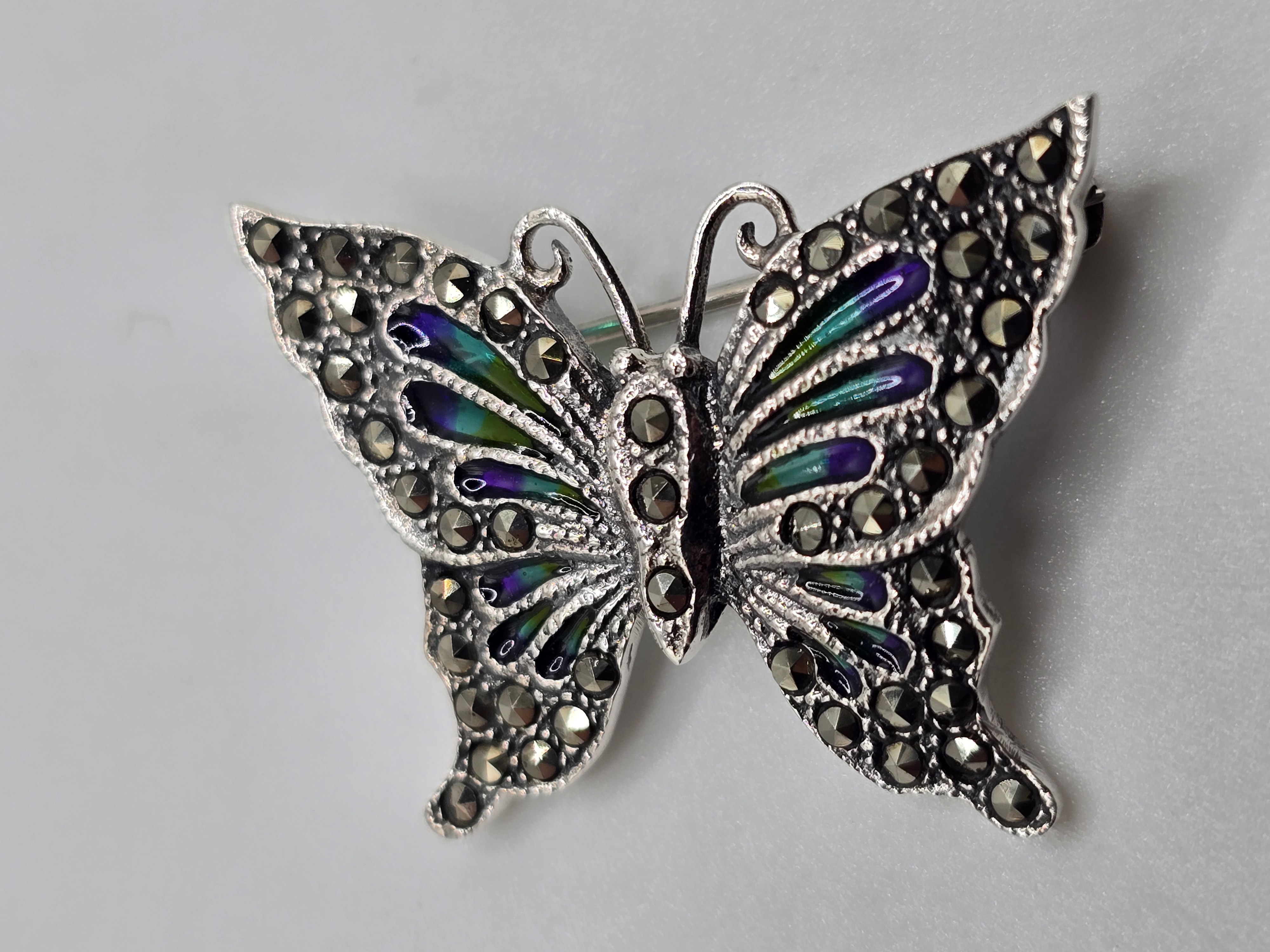 925 zilveren broche, met Marcasiet en glas emaille