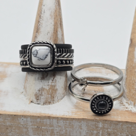 Prachtige ixxxi ring set compleet maat 19.5 en 12 mm 25-246