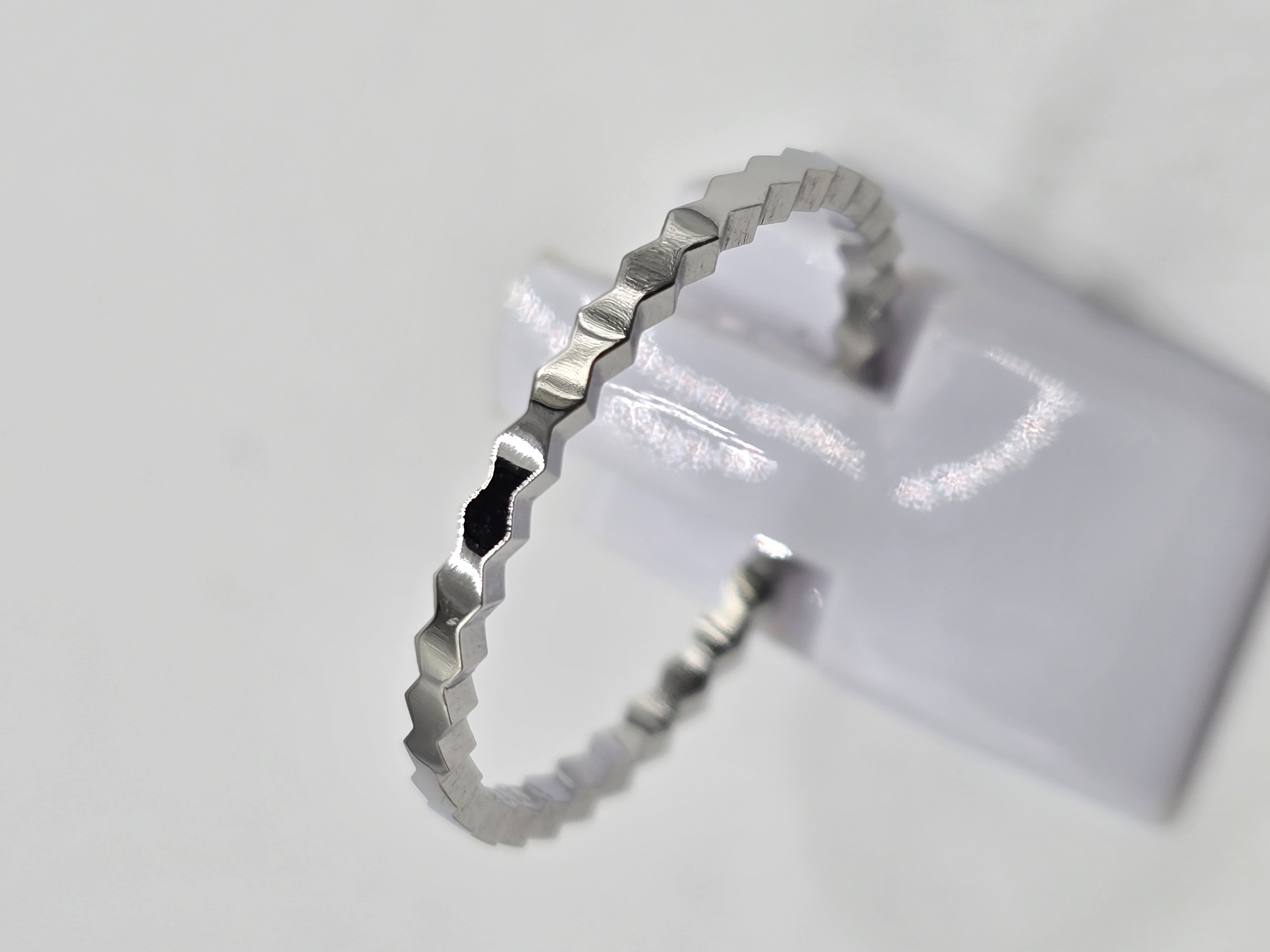Vulring Marisol Zilver