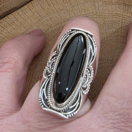 ring echt zilver met zwarte onyx. Maat 19