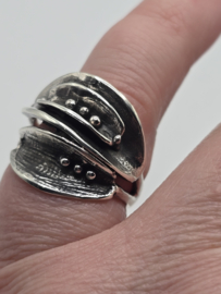 Echt zilveren fantasie ring prachtig model maat 17