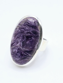 Echt zilveren ring met Charoiet, maat 19
