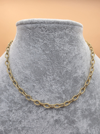 Stainless steel collier, ovaal  schakels bewerkt. 40 plus 7 cm.