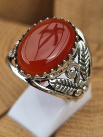 Prachtige echt zilveren  ring met Carneool.  Maat 20.5