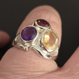 Echt zilveren multi stone ring, maat 19