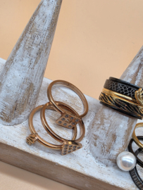 ixxxi ringen set compleet maat 17. 1 basis en 11 vulringen. 25-322
