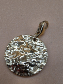 RVS charm, rond. Fantasie. Goud.