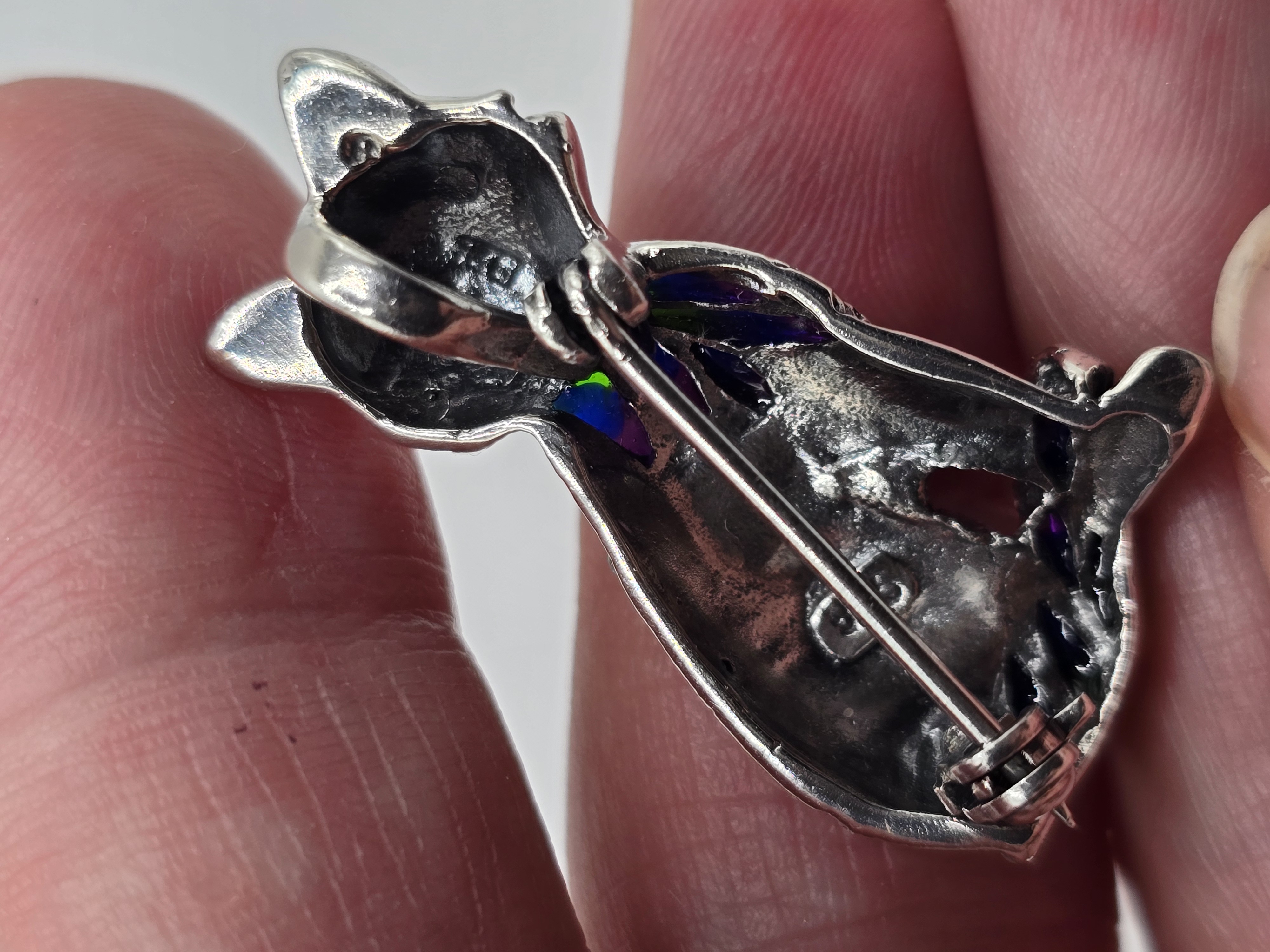 925 zilveren Broche poes met Robijn.