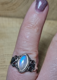 Echt zilveren ring met Maansteen, maat 16.5
