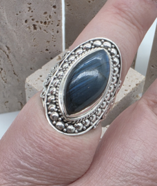 Echt zilveren ring met Labradoriet maat 18
